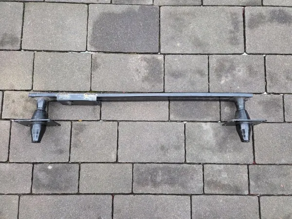 OEM 9670186380 Viga del parachoques delantero DS5/3008/5008 image 5