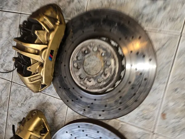 Kit de Freios BREMBO para BMW M8 F91 F92 F93 - M5 F90 image 3