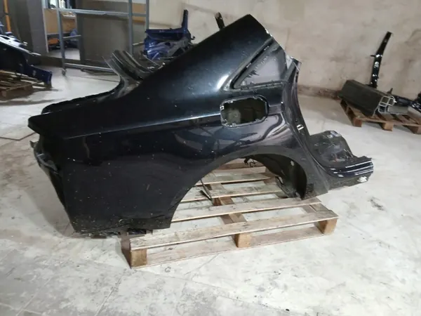 Audi A8 S8 D4 4H Lift Taka Oikea Lokasuoja LY9T image 3
