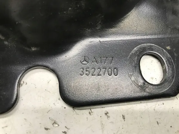 MERCEDES A W177 HB 1.3H 2024 Support Arrière Gauche A1773522700 image 6