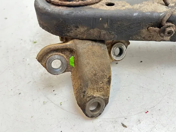 Jeep OE MAM75807 Midden-schotbevestiging image 8