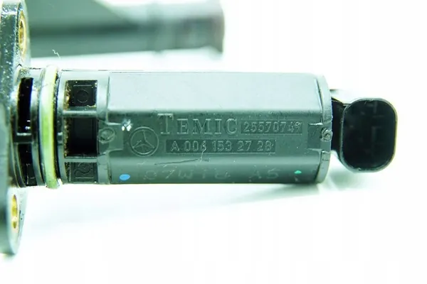 Oljesensor - Mercedes CL W216 S W220 600 5.5 V12 A0061532728 image 3