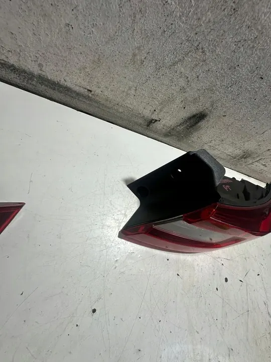 HÖGER BAKLJUS RENAULT TALISMAN SEDAN 265501301R image 3