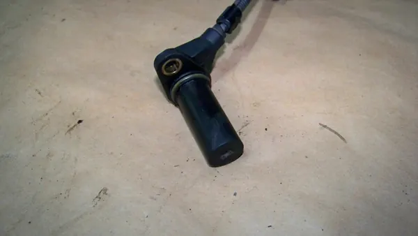 Sensor de árvore de cames VW 2.5 TDI AXD OEM image 3