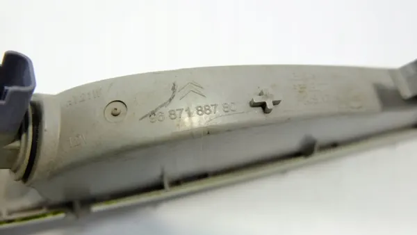 Indicateur avant gauche CITROEN DS5 image 7