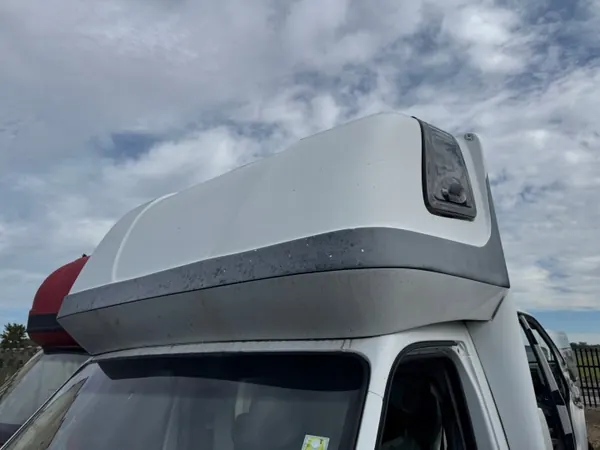 Cabina dormitório usada OEM C-1408 - Camião image 2