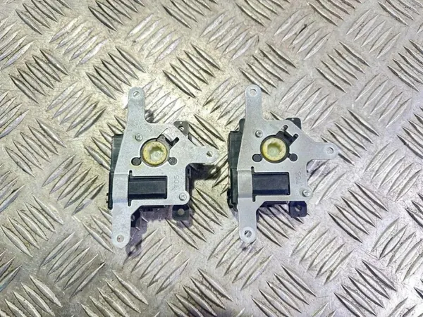 Lämmitysventtiili OEM 0638002160 Toyota Versolle image 3