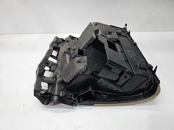 Matkustajatilat Audi A3 8P Lift 8P1857035A 8C1 Kerman image 5