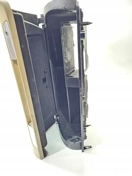 Matkustajatilat Audi A3 8P Lift 8P1857035A 8C1 Kerman image 9