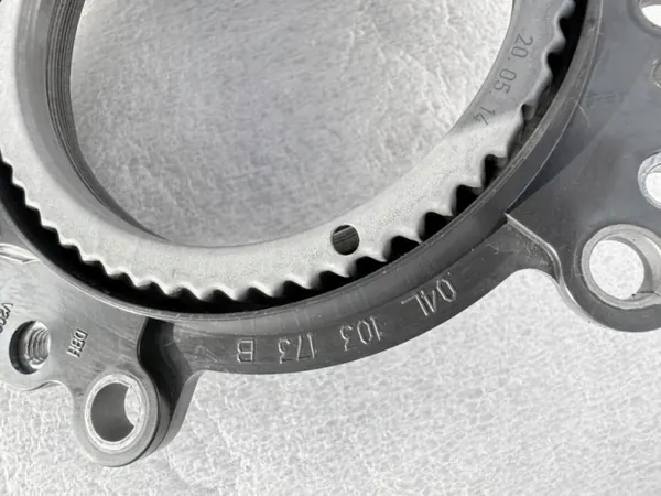 Kurbelwellendichtung OEM 04B153B für 1.4 TDI CUS Motor image 4