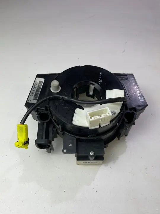 Rückholgurt Nissan Note E11 image 2