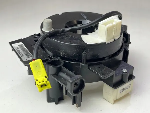 Rückholgurt Nissan Note E11 image 5