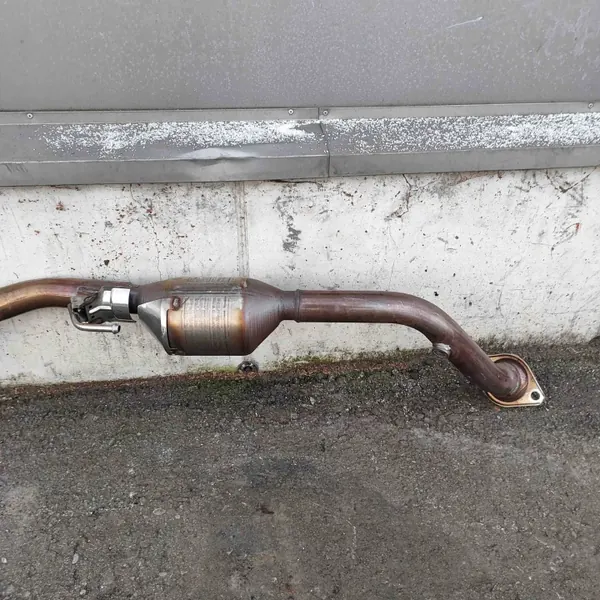 Catalyseur OEM 174100TK10 pour Toyota C-HR image 3