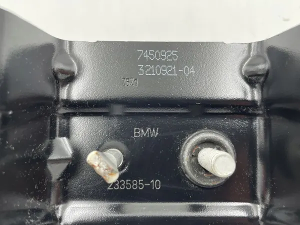 Fecho do Capô BMW F40 F44 OEM 7450925 - Usado image 4
