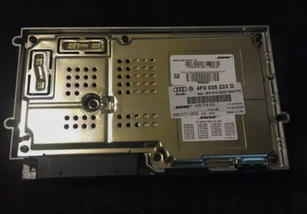 Audi A6 C6 Bose Versterker OEM 4F0035223D image 3