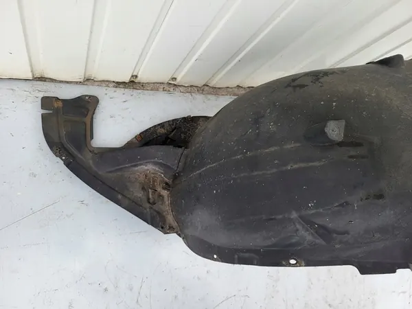 SKODA OCTAVIA III Front Left Wheel Arch 2015 image 4