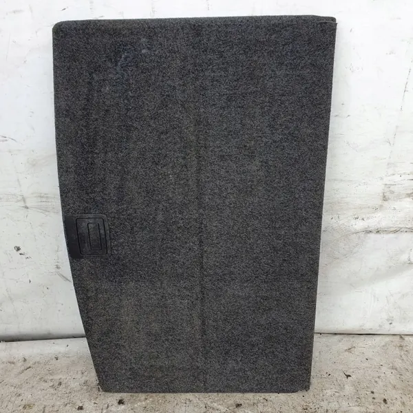 OEM 5M0858855A Kofferbakmatplank voor VW Golf V image 2