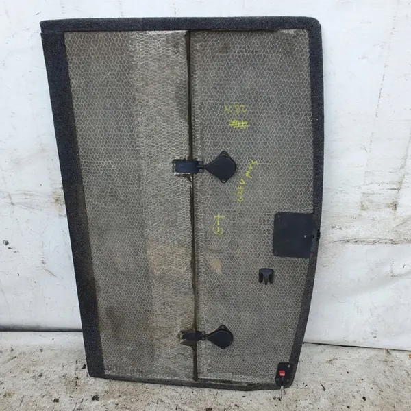 OEM 5M0858855A Kofferbakmatplank voor VW Golf V image 4