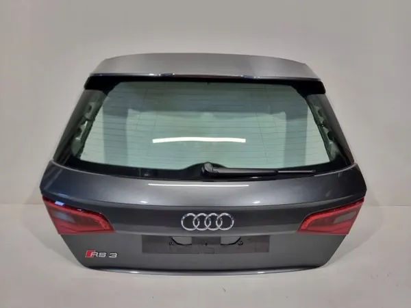 Begagnad Audi RS3 8V Bagagelucka OEM FBW1103 image 2