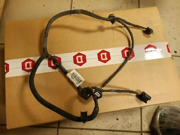 Nissan Qashqai J11 Voor Rechts Parkeersensor Kabelboom OEM CPN1810 image 2