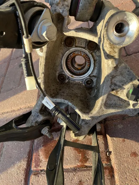Peças suspensão traseira direita BMW 8 G16 OEM 6854118 image 3