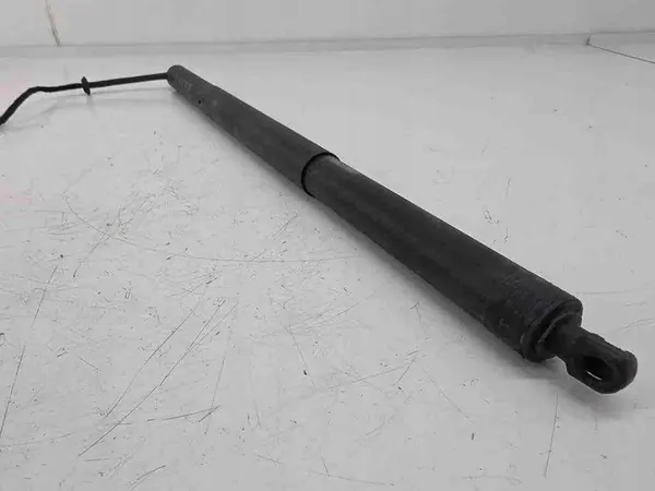 Oikea tavaratilan aktuaattori PORSCHE 2023 image 2