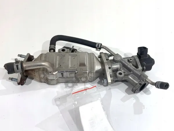 Soupape EGR OEM 25601-37020 pour Toyota Corolla E21 image 2