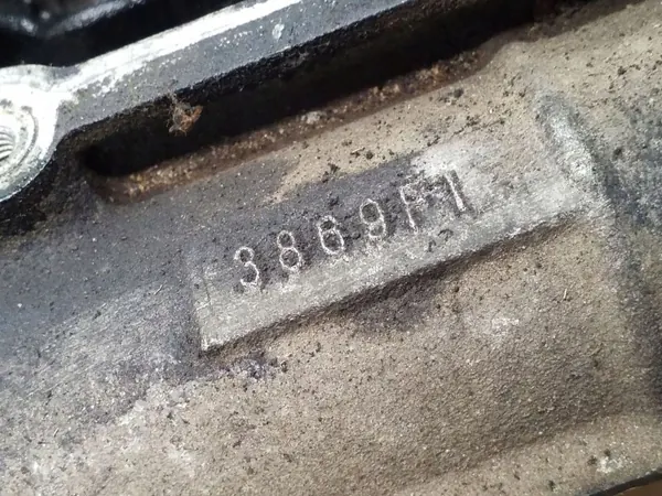 Motor Cilinderkop OEM 3869F1 voor 1.5 dCi image 4