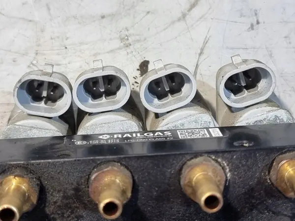 Rail de injetores GPL OEM 67R014712 110R004713 image 8