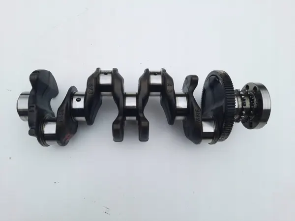 Virabrequim BMW B47 OEM 8513673 - Estado Usado image 2