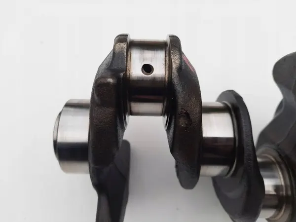 Virabrequim BMW B47 OEM 8513673 - Estado Usado image 7