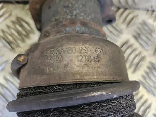 Audi Q5 SQ5 2011 Complete Muffler OEM 4B0253097C image 5