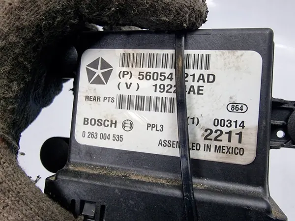 PDC parkeermodule OEM P56054121AD voor Fiat Freemont image 3