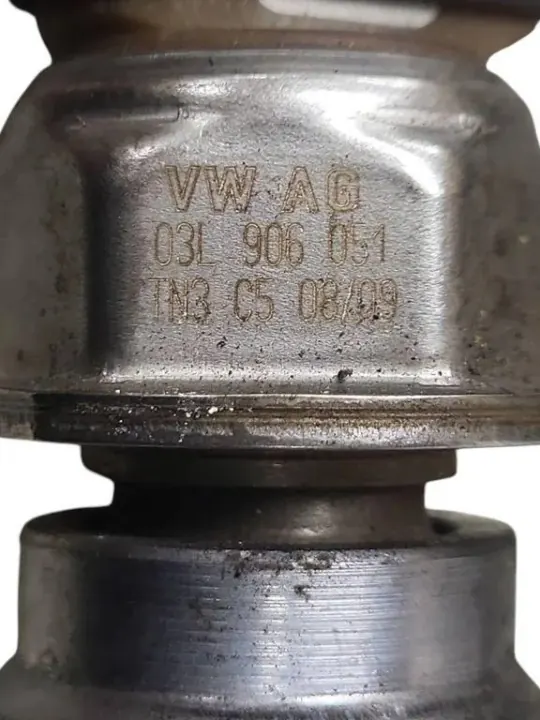 Rampe d'injection VW 03L130089 pour 2.0L Diesel 2013 image 4