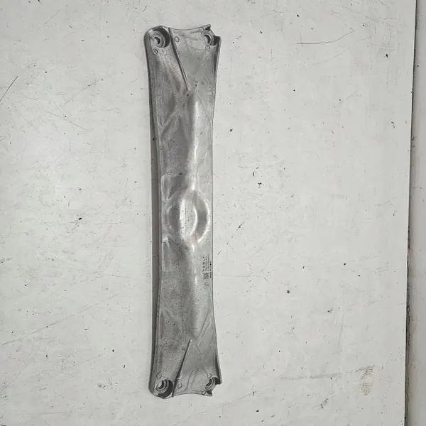 Peças compartimento motor Tesla Model S 2021 OEM 142056800A image 2