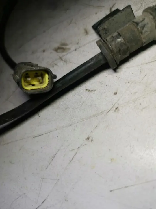 Voorste rechter ABS-sensor KIA SORENTO I 956713E010 image 3