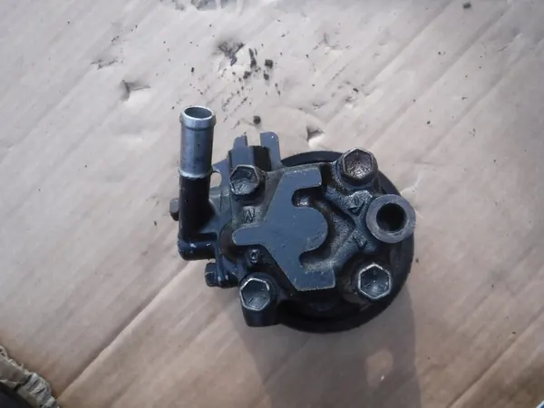 Bomba de direção assistida Nissan Sunny 90r 1.6 image 3