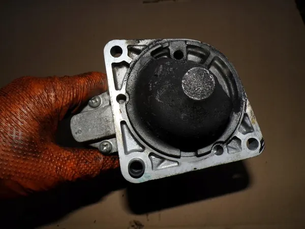 Motor de arranque Opel Insignia Vectra C Astra H 2.0 CDTI image 3