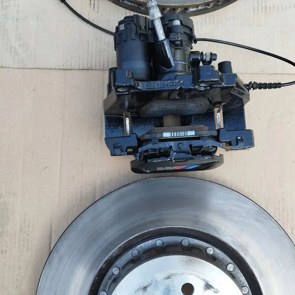 Pinças de freio BMW 5 G30 G31 G60 G61 G70 M 348x36 image 10