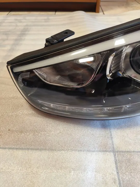 Faros izquierdo Hyundai IX30 Lift 2013-2015 OEM 921012S620 image 2