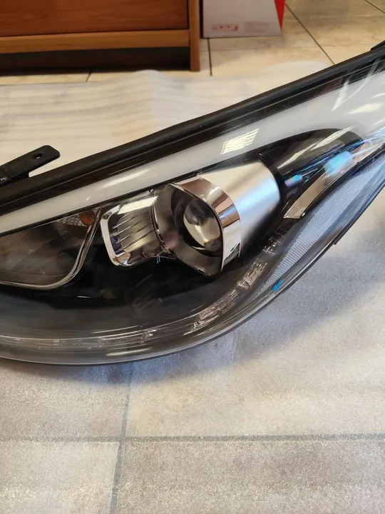 Faros izquierdo Hyundai IX30 Lift 2013-2015 OEM 921012S620 image 3