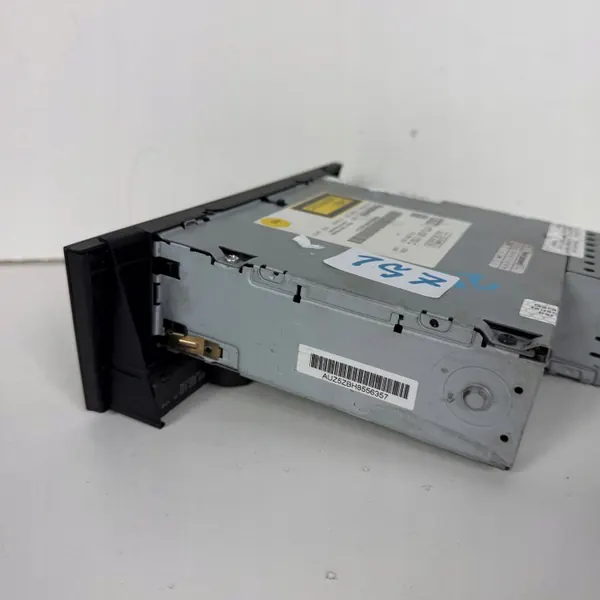 Changer CD Audi A5 8T OEM 8T2035110C - Occasion image 6