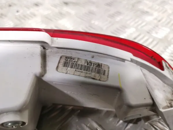 Honda CR-V takavalonheijastin OEM FBZ3469 image 3