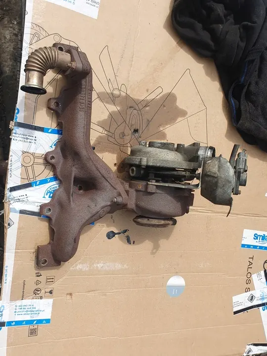 Válvula EGR Turbo FORD Focus II C-MAX 2003 2.0 TDCi image 3