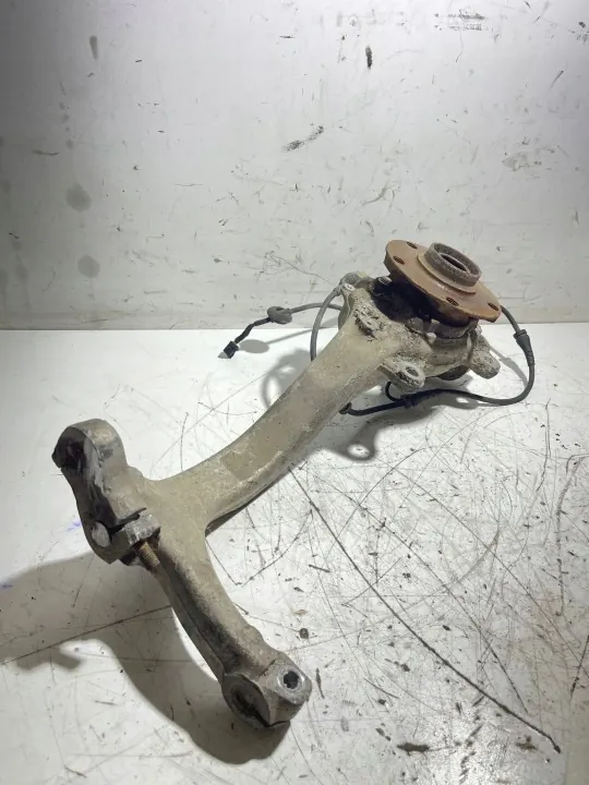 Cubo de roda dianteiro OEM 8E0258 para Audi A4 S4 B6 image 3