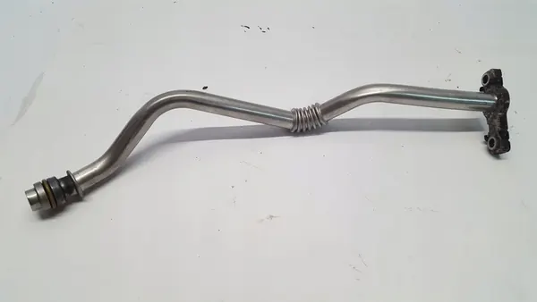 PEUGEOT 1.2 THP II Tubería de Aceite Turbo image 2