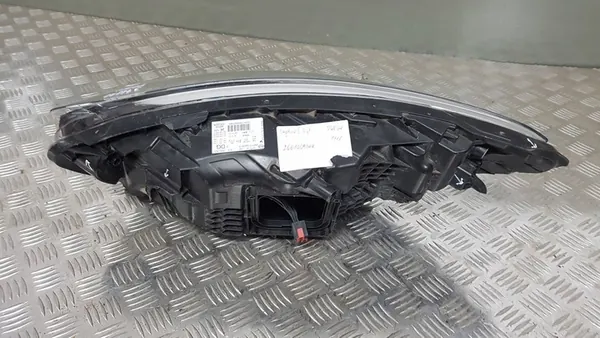 RENAULT CAPTUR I LIFT 17- OIKEA REFLEKTORILAMPPU OEM image 5