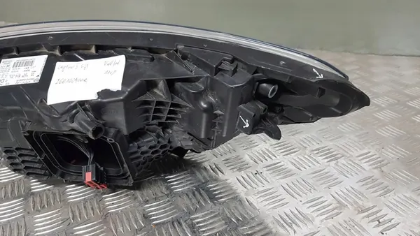 RENAULT CAPTUR I LIFT 17- OIKEA REFLEKTORILAMPPU OEM image 7