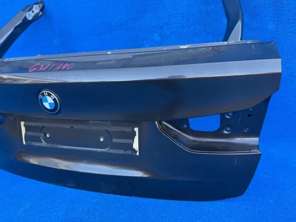 BMW 5 G31 Heckklappe OEM QUA11750 - Gebraucht image 3
