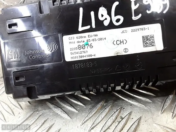 Opel Astra Display Bildschirm OEM 22297831 - Gebraucht image 4